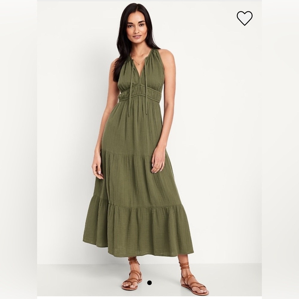 Old Navy Fit & Flare Crinkle Gauze Maxi Dress in Green